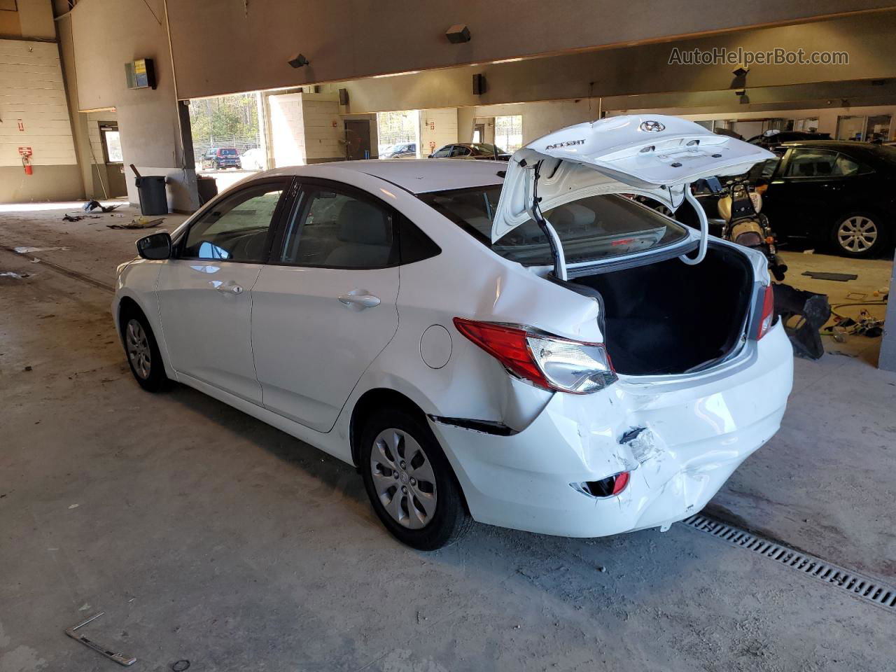 2015 Hyundai Accent Gls White vin: KMHCT4AE8FU841065