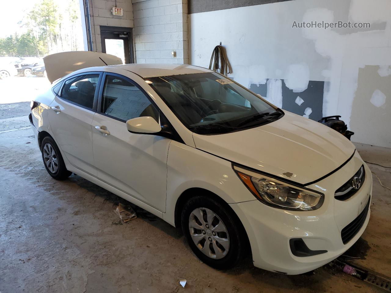 2015 Hyundai Accent Gls White vin: KMHCT4AE8FU841065