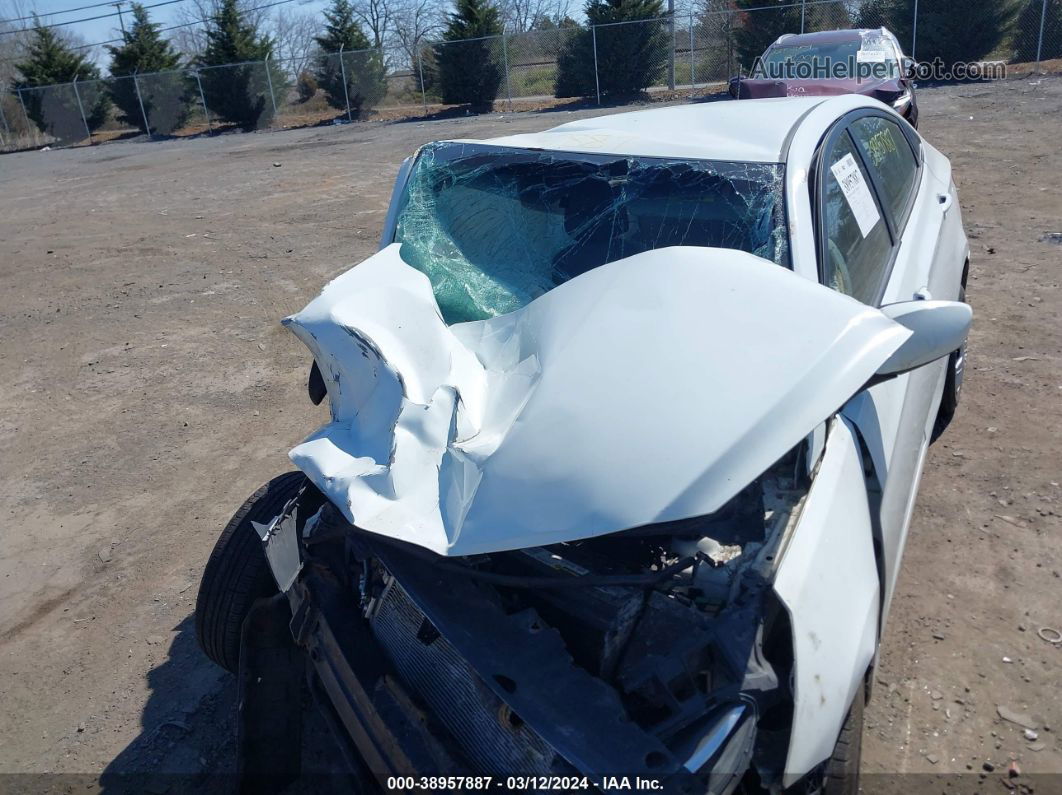 2015 Hyundai Accent Gls White vin: KMHCT4AE9FU883003