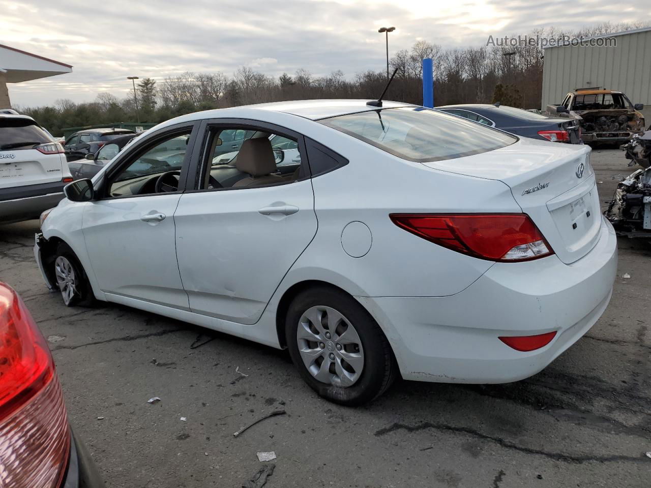 2016 Hyundai Accent Se White vin: KMHCT4AE9GU976105