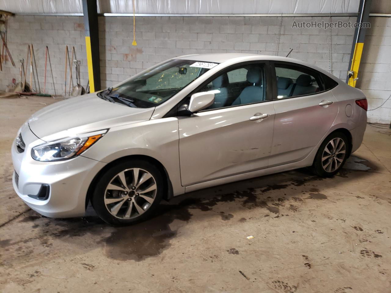 2017 Hyundai Accent Se Silver vin: KMHCT4AE9HU271547