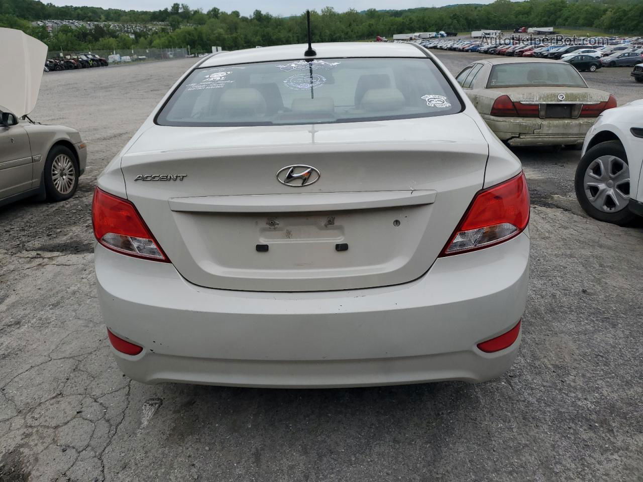 2016 Hyundai Accent Se White vin: KMHCT4AEXGU986514