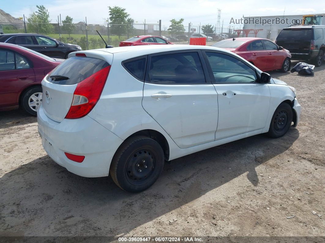 2015 Hyundai Accent Gs White vin: KMHCT5AE0FU209411