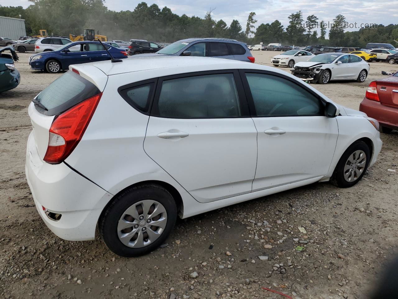 2017 Hyundai Accent Se White vin: KMHCT5AE0HU300343