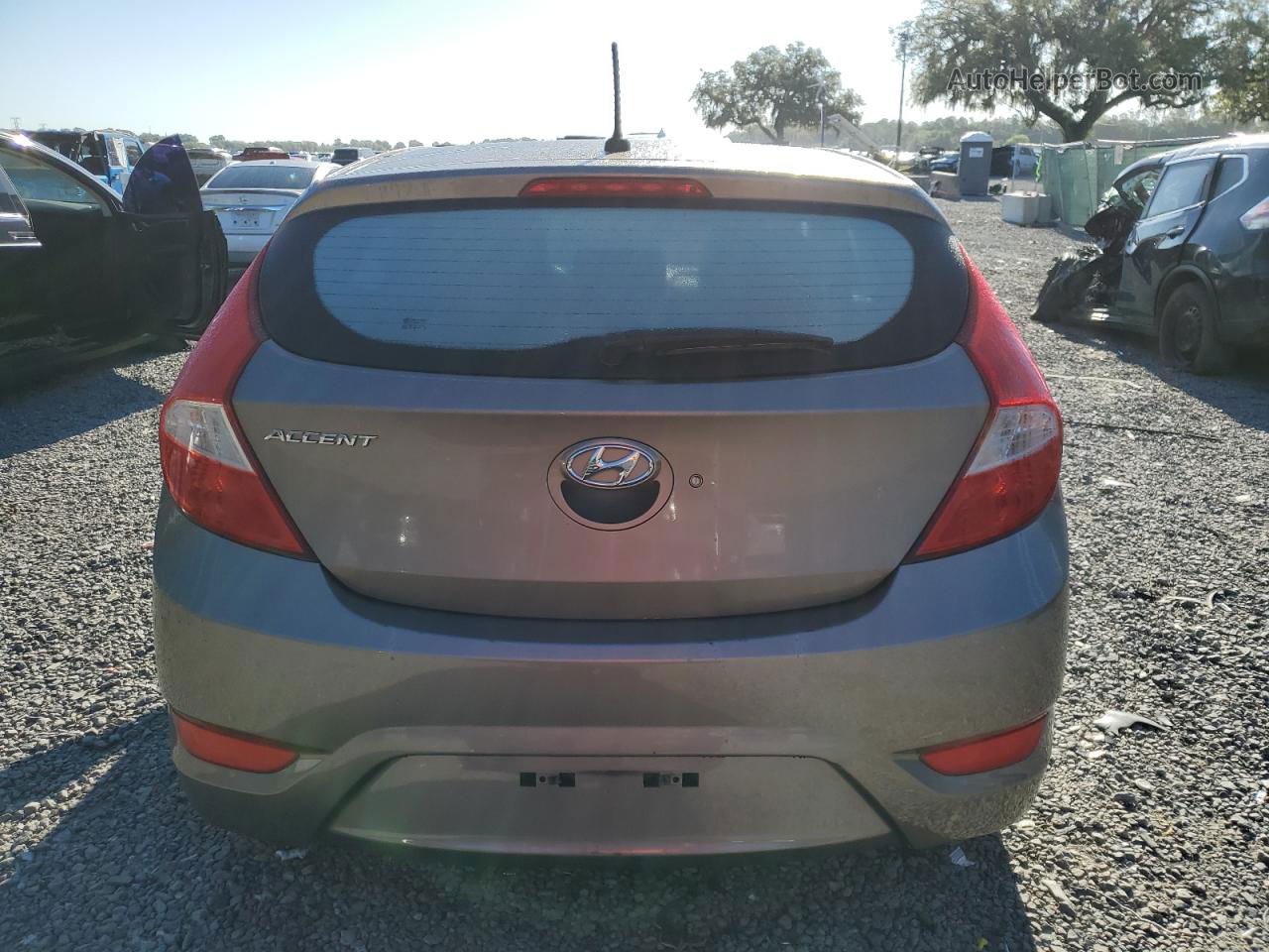 2013 Hyundai Accent Gls Brown vin: KMHCT5AE1DU088546