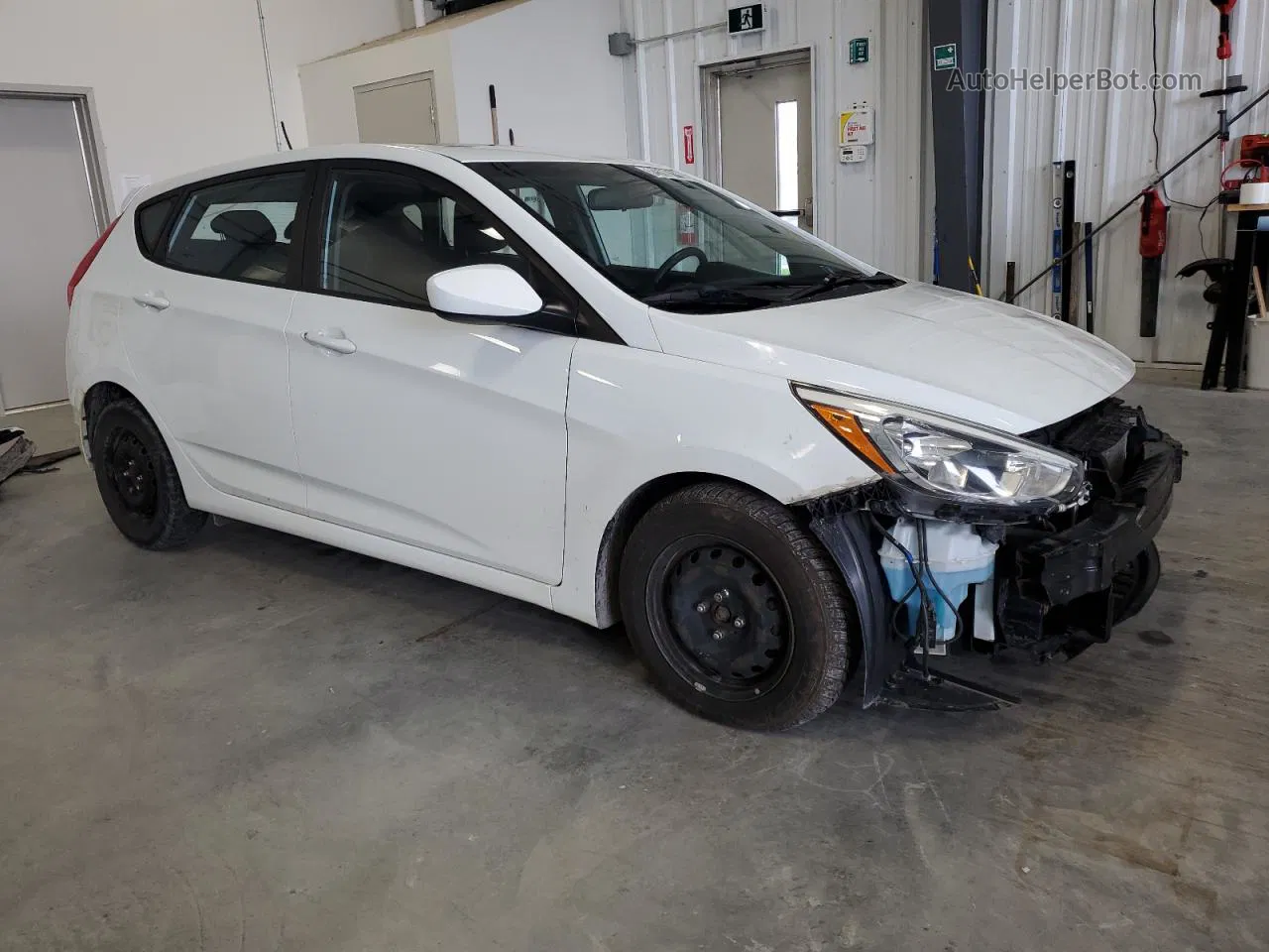 2015 Hyundai Accent Gs White vin: KMHCT5AE1FU203147