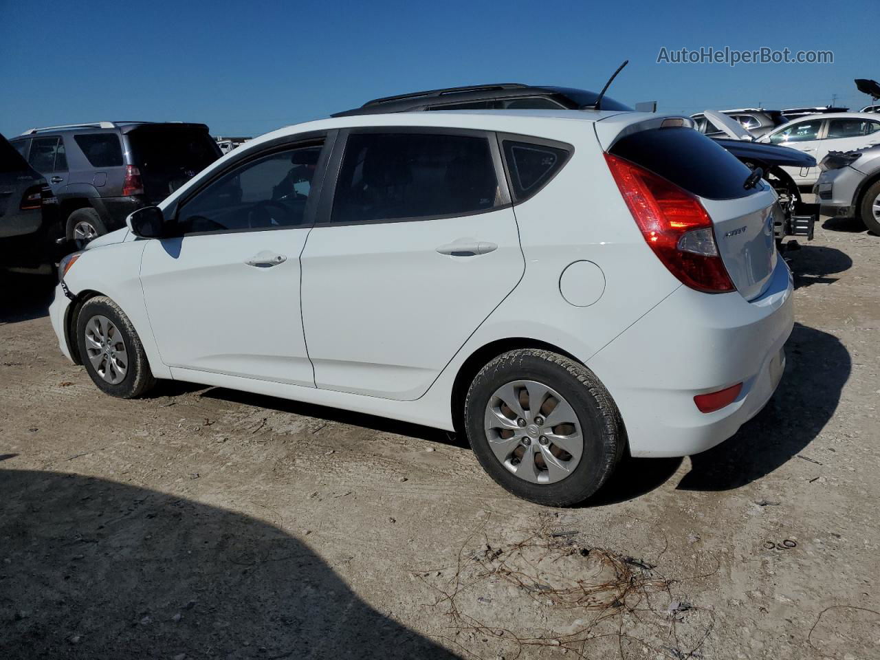 2015 Hyundai Accent Gs White vin: KMHCT5AE2FU225805