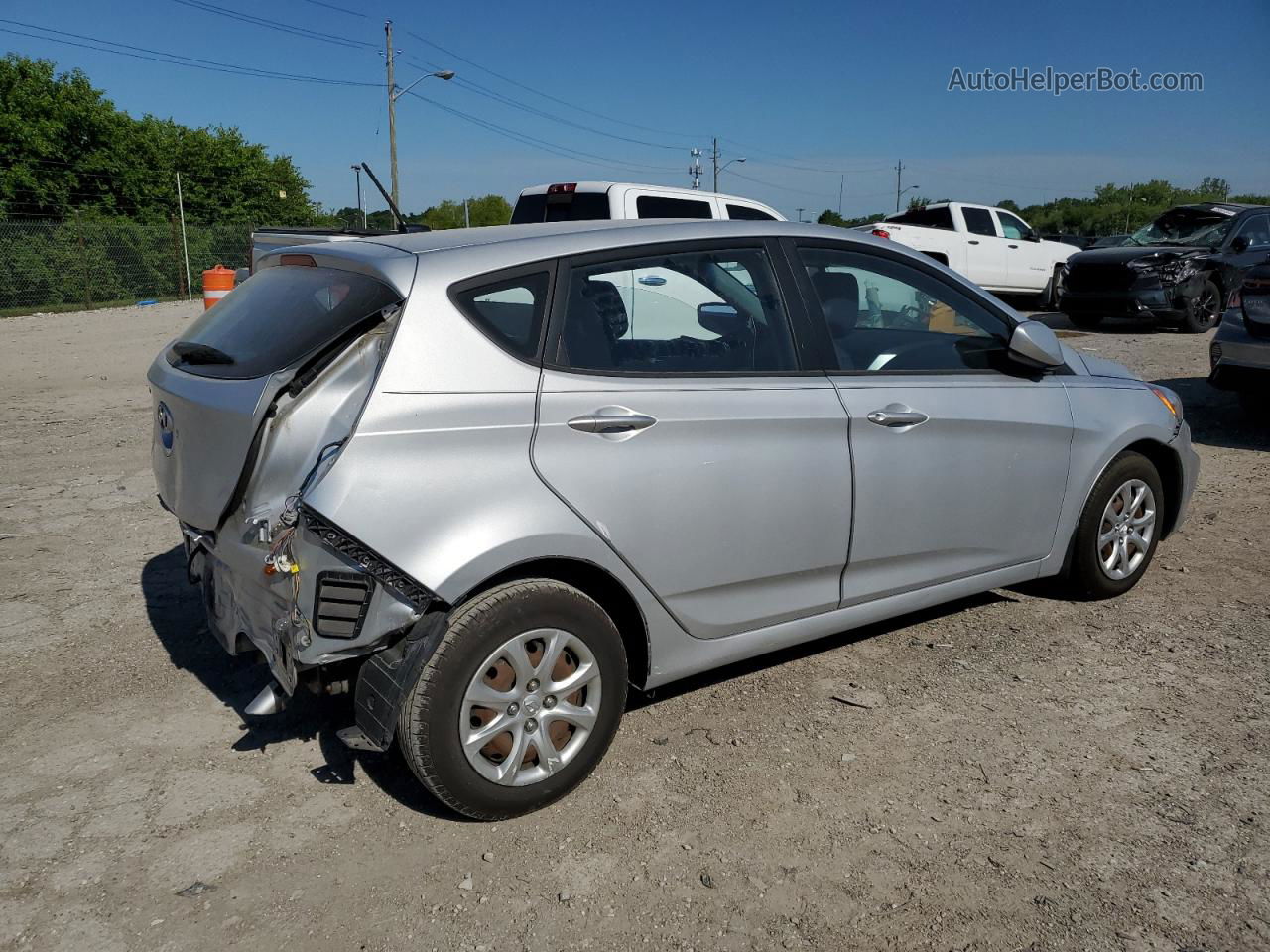 2013 Hyundai Accent Gls Silver vin: KMHCT5AE3DU094123