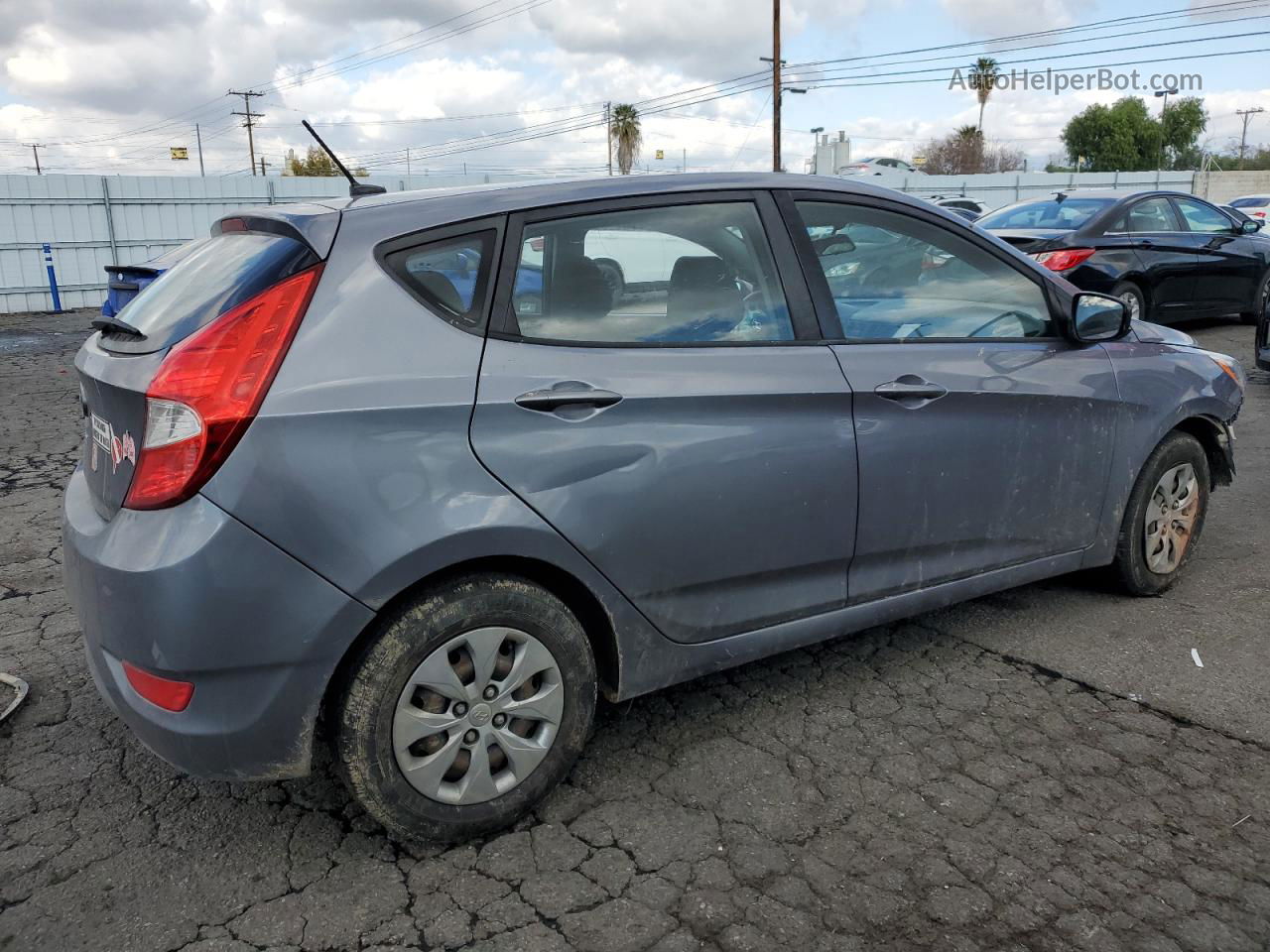 2016 Hyundai Accent Se Gray vin: KMHCT5AE4GU274585