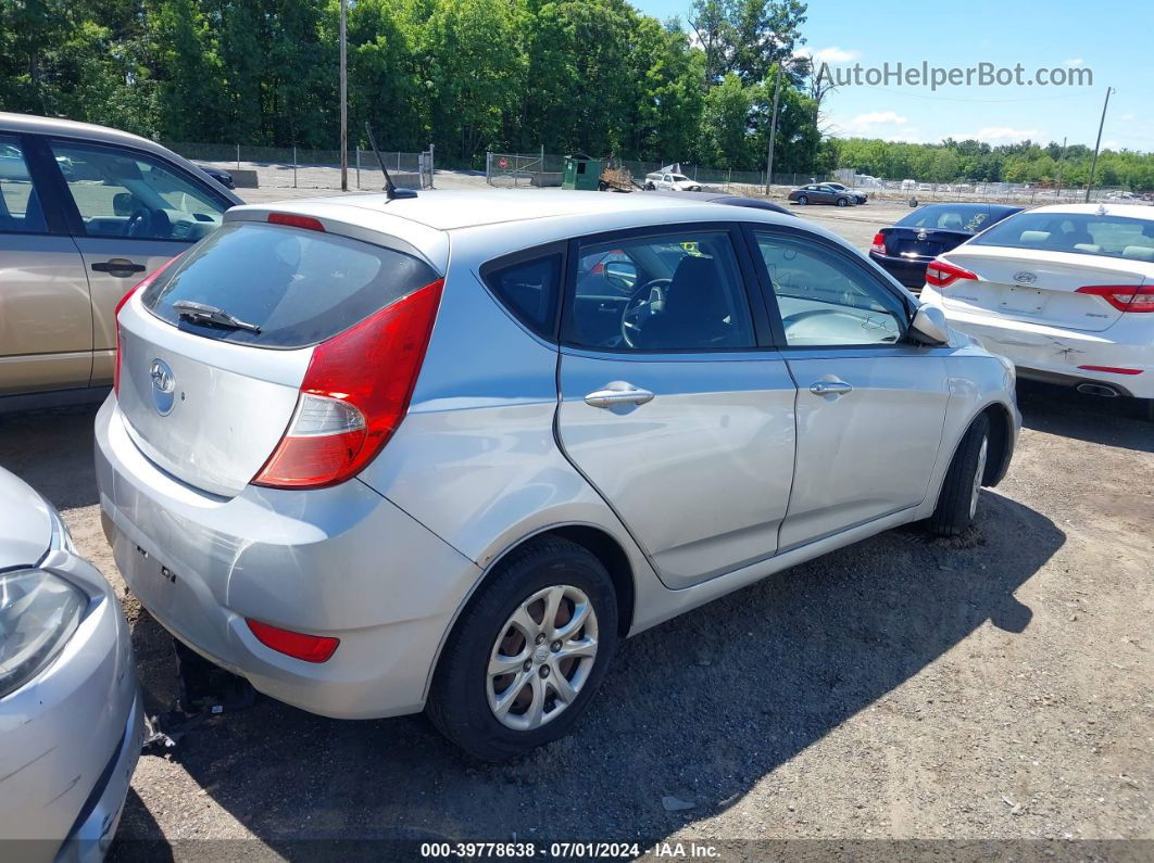 2013 Hyundai Accent Gs Silver vin: KMHCT5AE5DU060989