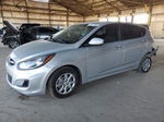 2013 Hyundai Accent Gls Серебряный vin: KMHCT5AE6DU138275