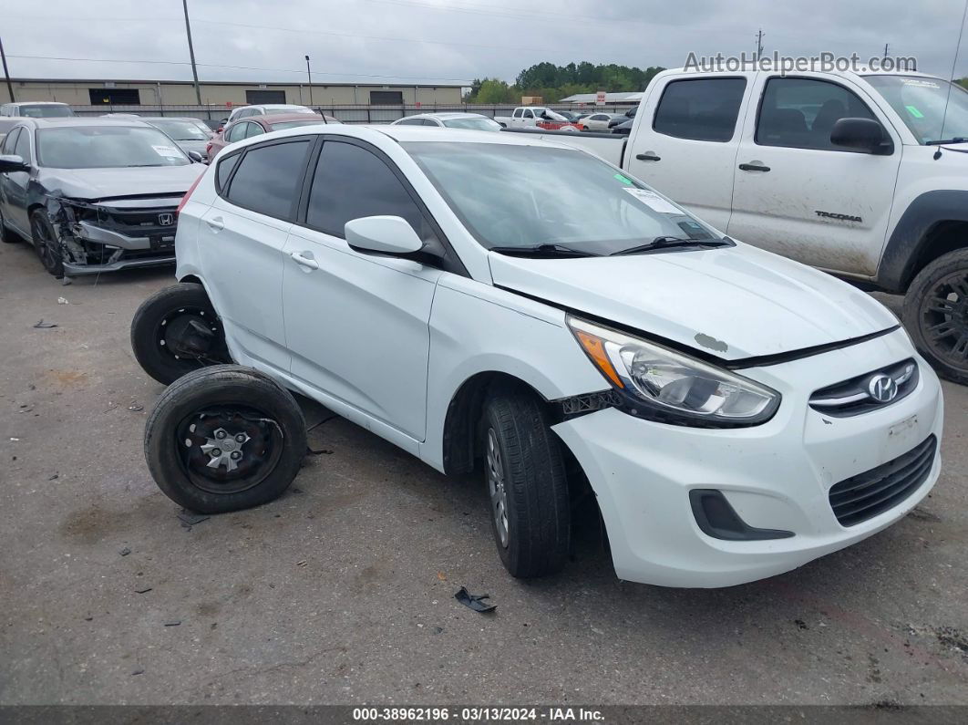 2015 Hyundai Accent Gs White vin: KMHCT5AE6FU232465