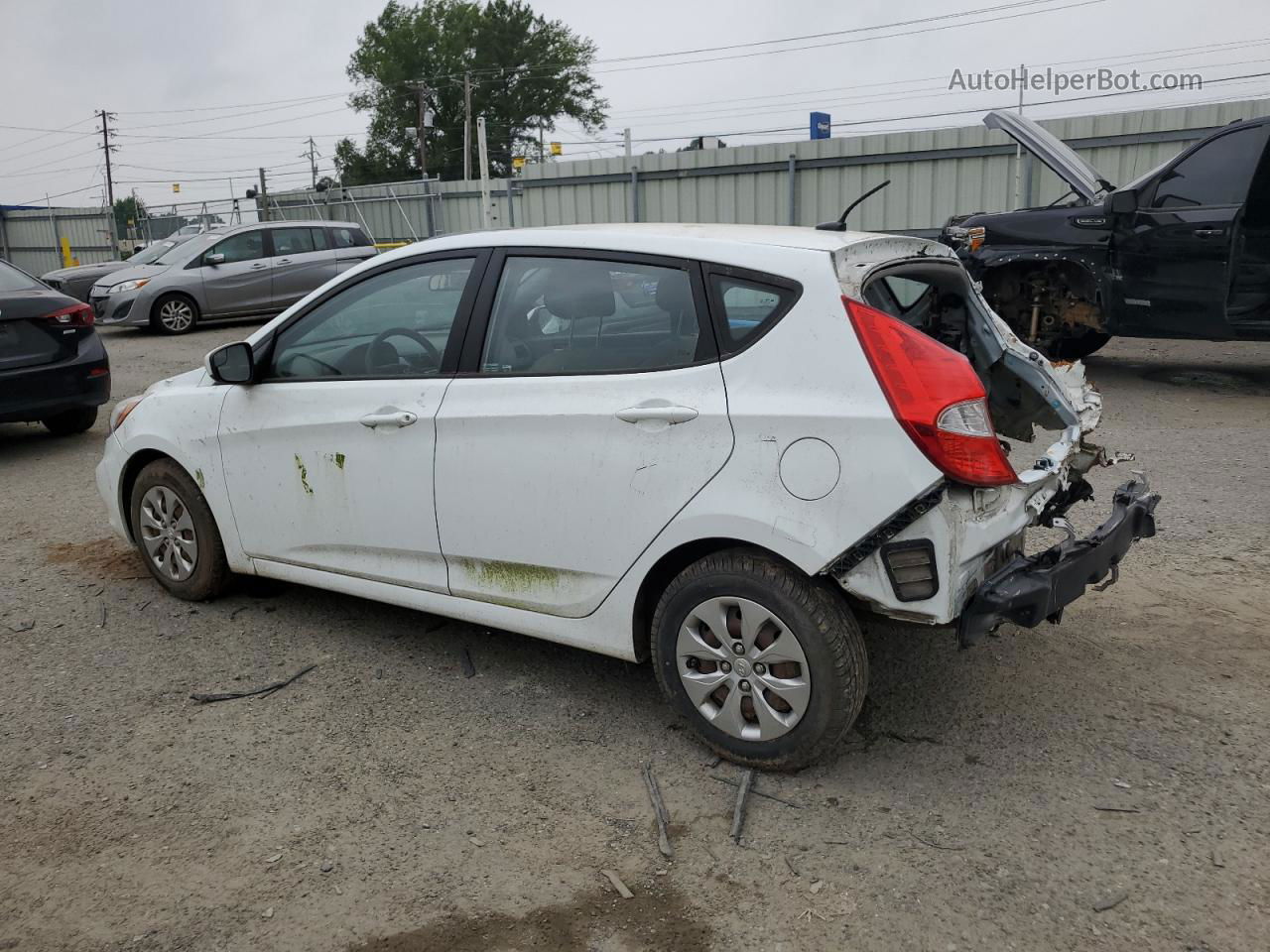 2016 Hyundai Accent Se White vin: KMHCT5AE6GU255388