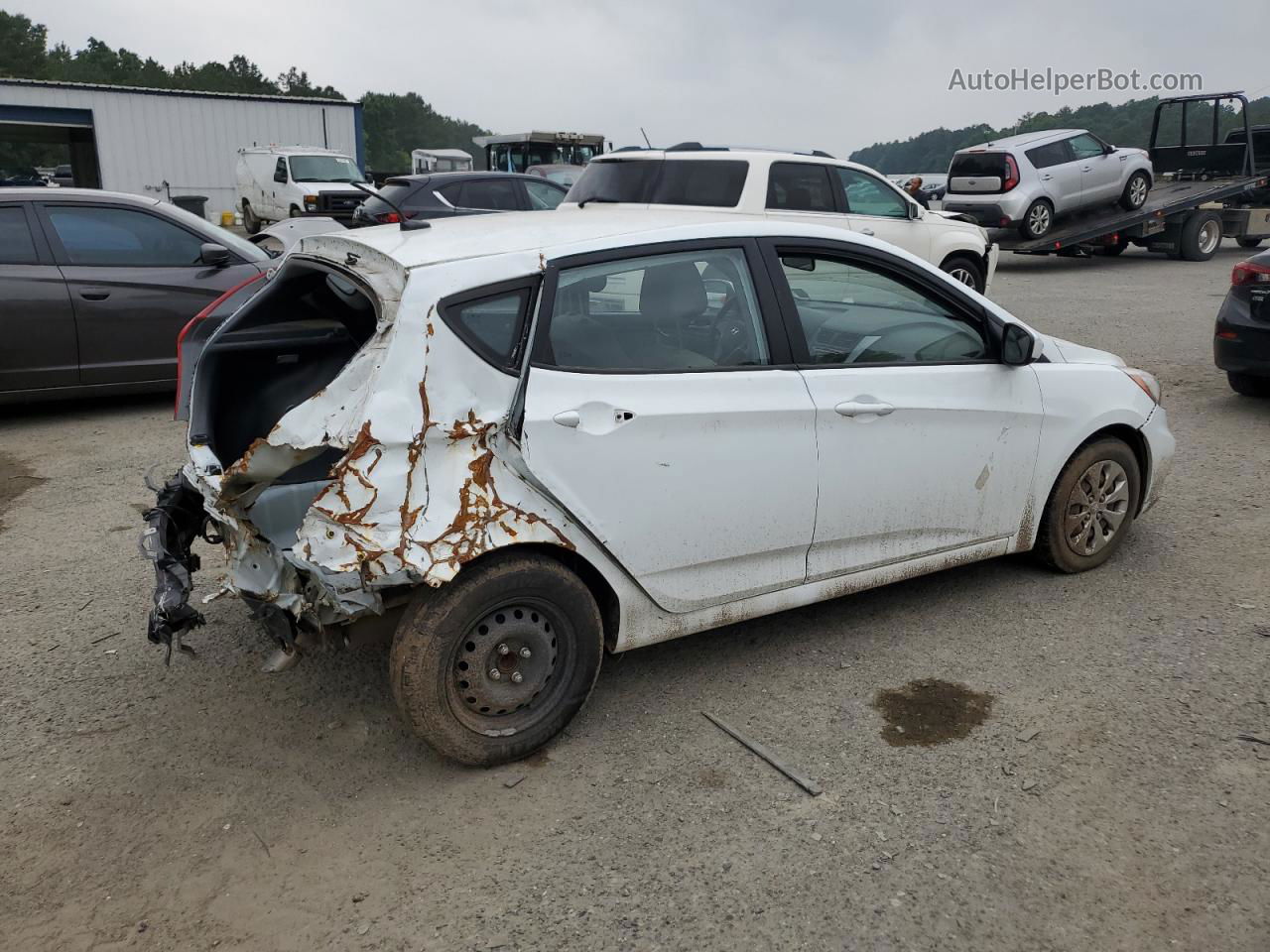 2016 Hyundai Accent Se White vin: KMHCT5AE6GU255388