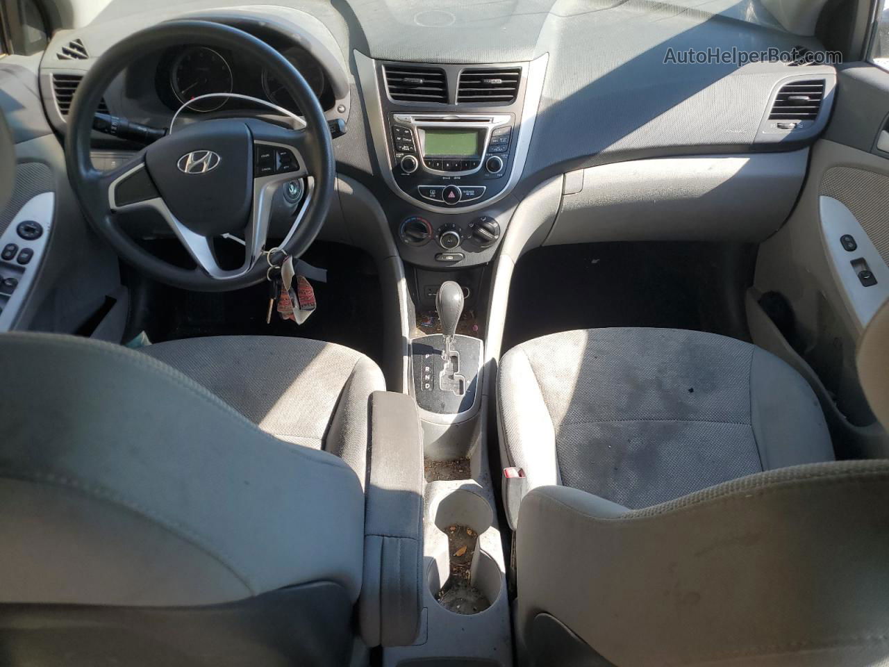 2013 Hyundai Accent Gls Белый vin: KMHCT5AE7DU085148