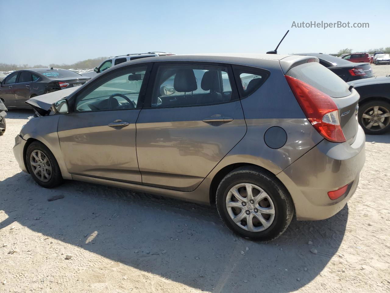 2014 Hyundai Accent Gls Tan vin: KMHCT5AE7EU145074