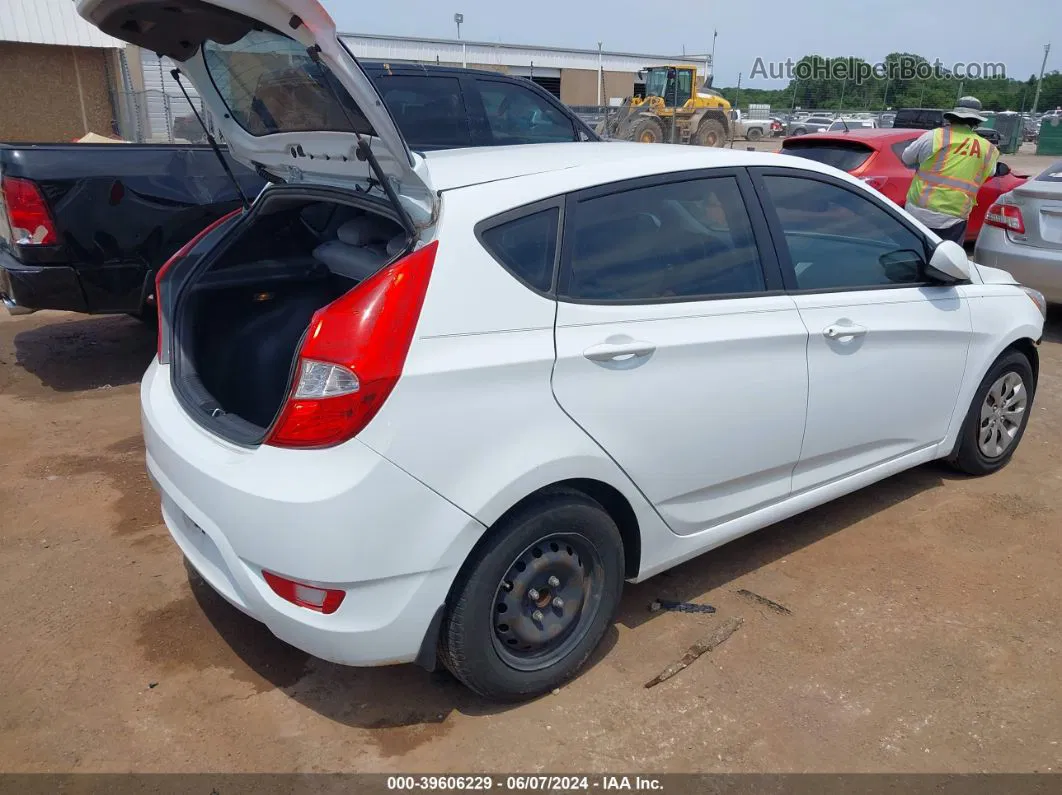 2015 Hyundai Accent Gs White vin: KMHCT5AE7FU225802