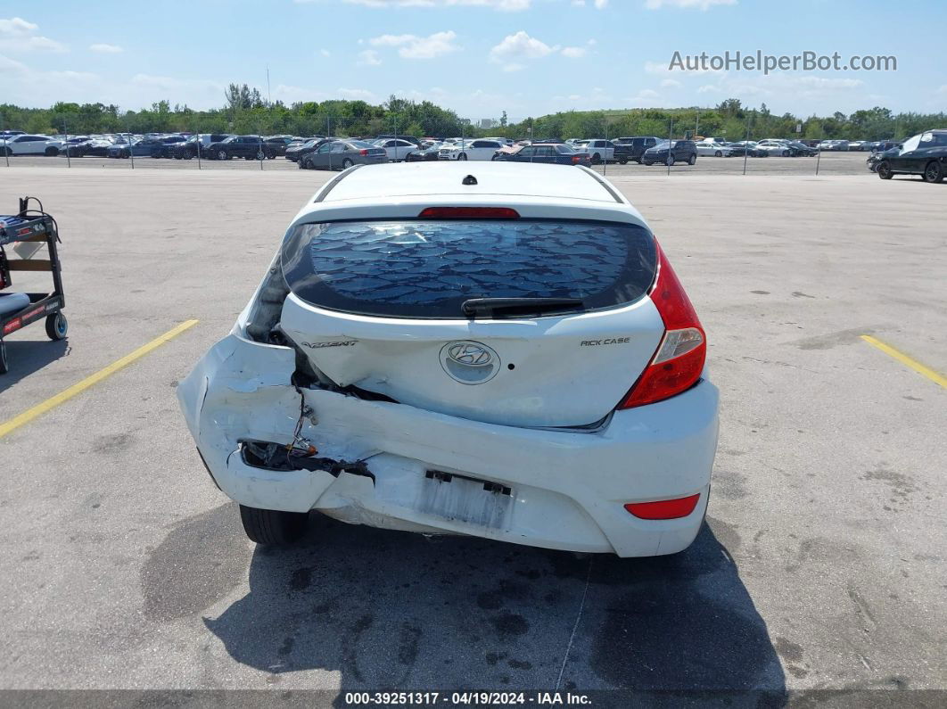 2015 Hyundai Accent Gs White vin: KMHCT5AE8FU201637