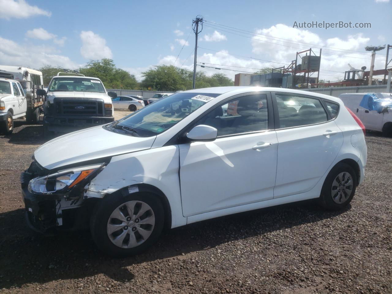 2016 Hyundai Accent Se White vin: KMHCT5AE8GU270460