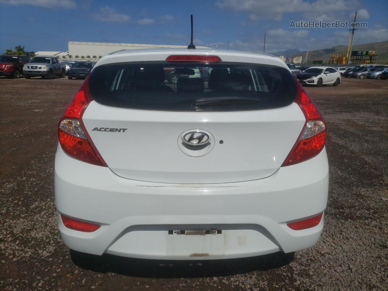 2016 Hyundai Accent Se Белый vin: KMHCT5AE8GU270460