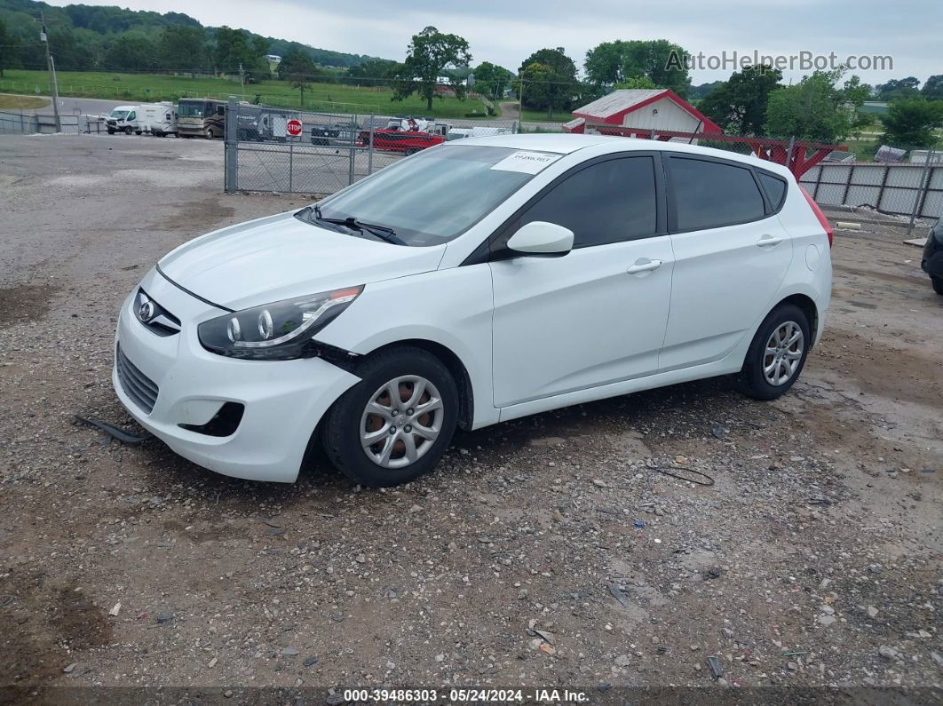 2013 Hyundai Accent Gs White vin: KMHCT5AE9DU130235