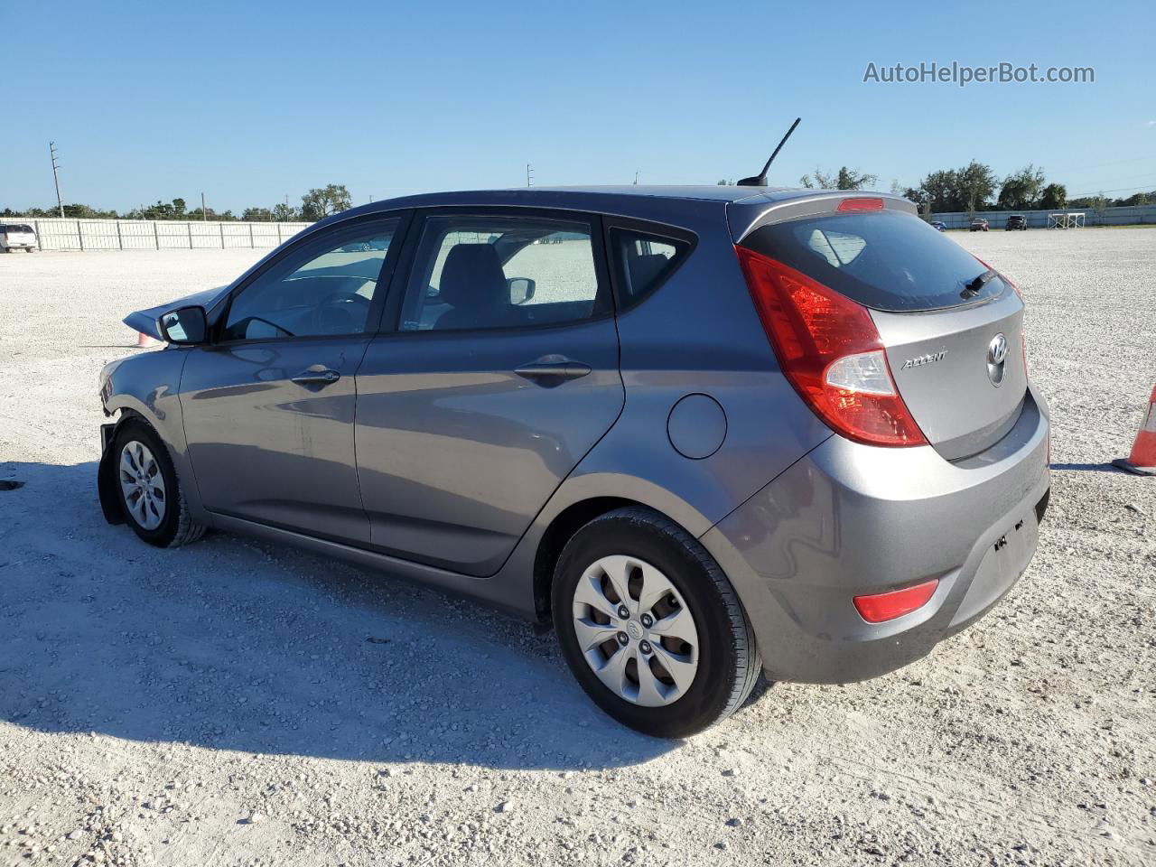 2015 Hyundai Accent Gs Серебряный vin: KMHCT5AE9FU206541