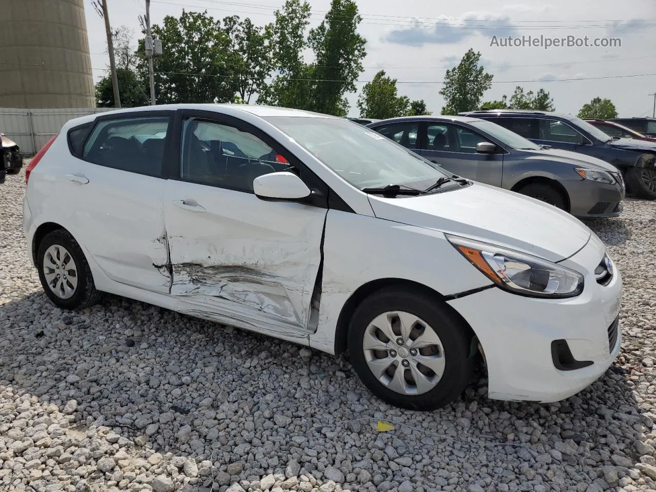 2016 Hyundai Accent Se White vin: KMHCT5AE9GU290779