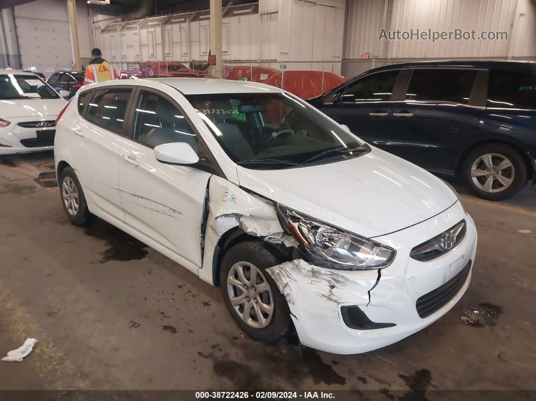 2014 Hyundai Accent Gs White vin: KMHCT5AEXEU151032