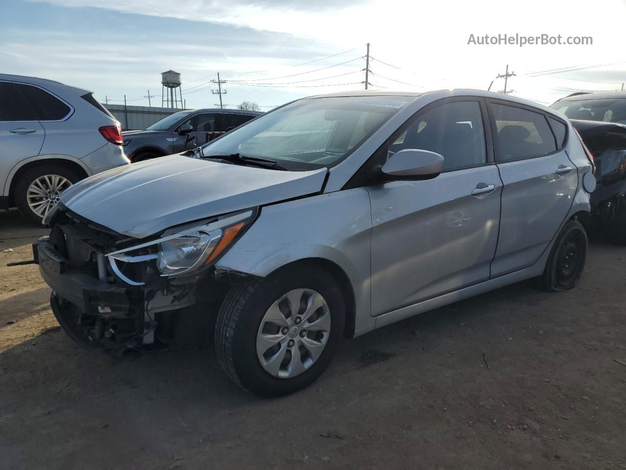 2016 Hyundai Accent Se Серебряный vin: KMHCT5AEXGU276728