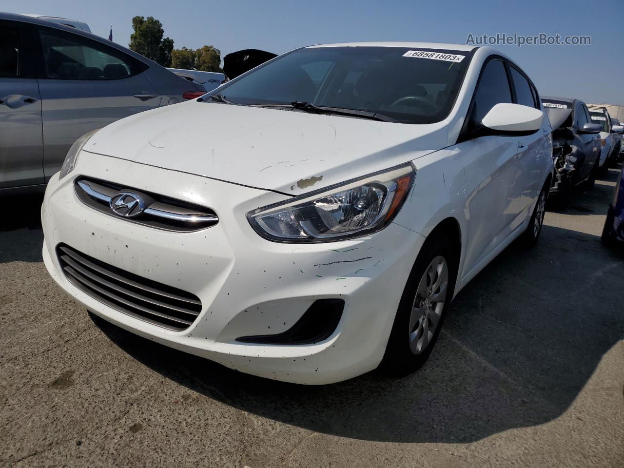 2016 Hyundai Accent Se Белый vin: KMHCT5AEXGU280228