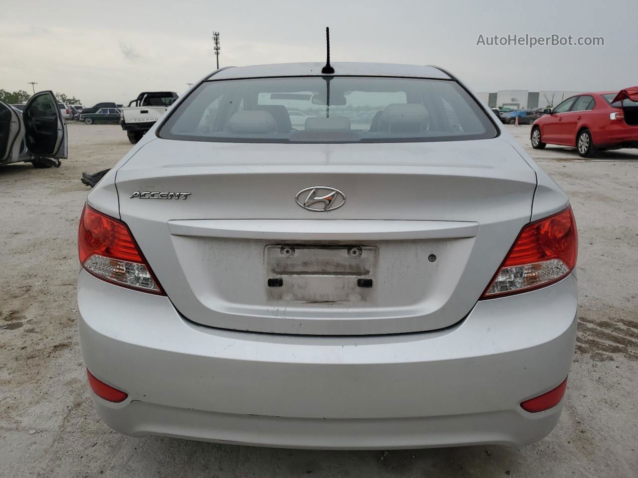 2014 Hyundai Accent Gls Silver vin: KMHCU4AE3EU767002