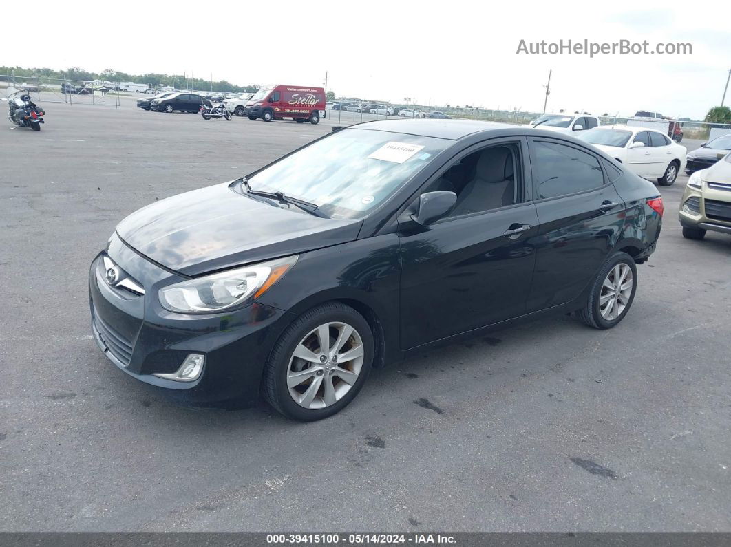 2013 Hyundai Accent Gls Черный vin: KMHCU4AE5DU579421