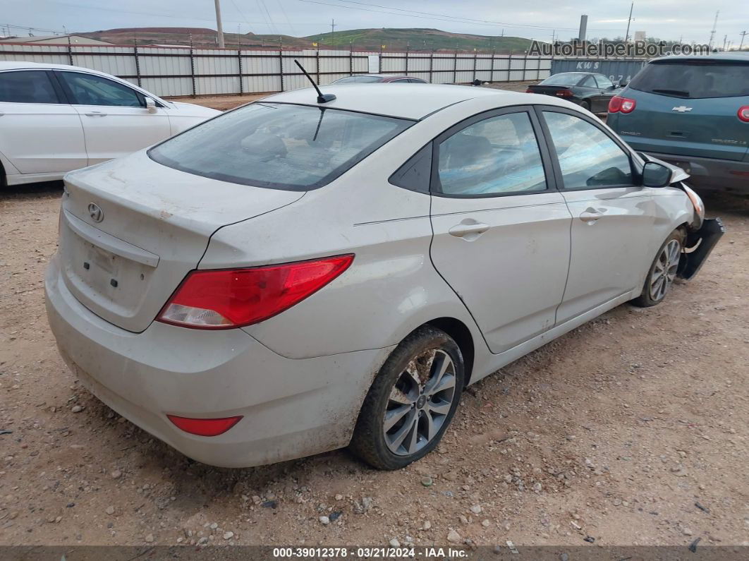 2016 Hyundai Accent Se White vin: KMHCU4AE6GU121780