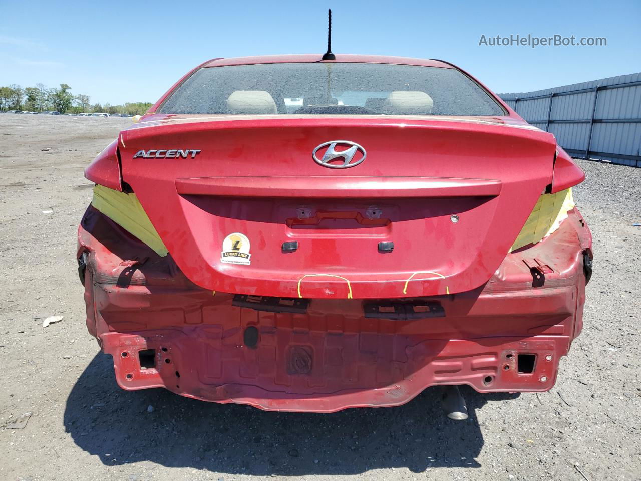 2013 Hyundai Accent Gls Red vin: KMHCU4AE8DU419310