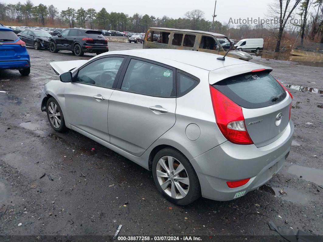 2013 Hyundai Accent Se Silver vin: KMHCU5AE1DU077513