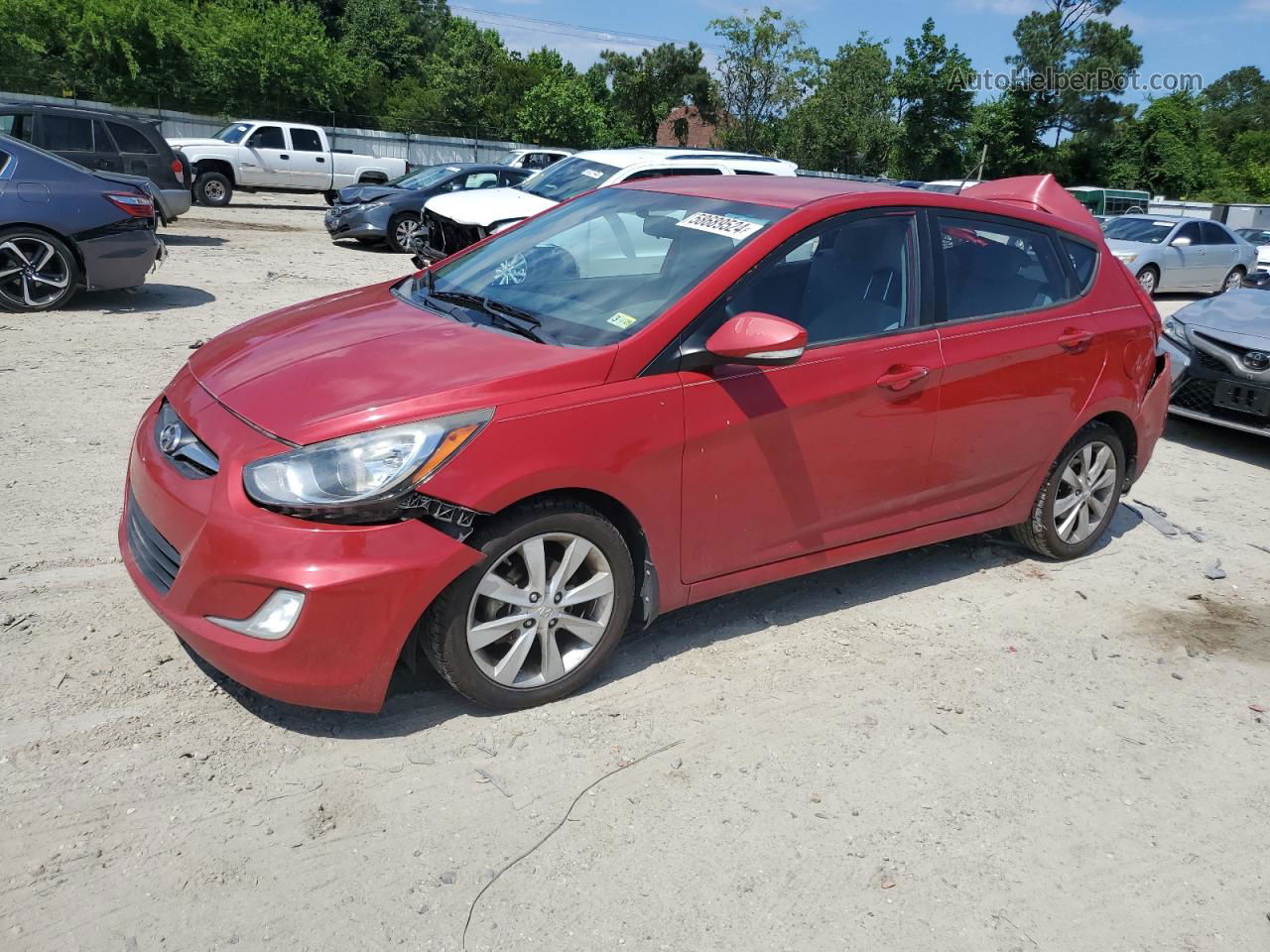 2013 Hyundai Accent Gls Red vin: KMHCU5AE3DU104677