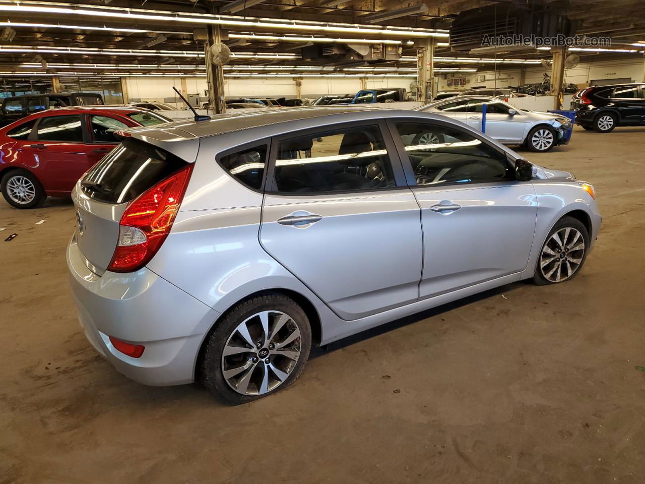 2015 Hyundai Accent Gls Silver vin: KMHCU5AE3FU205625