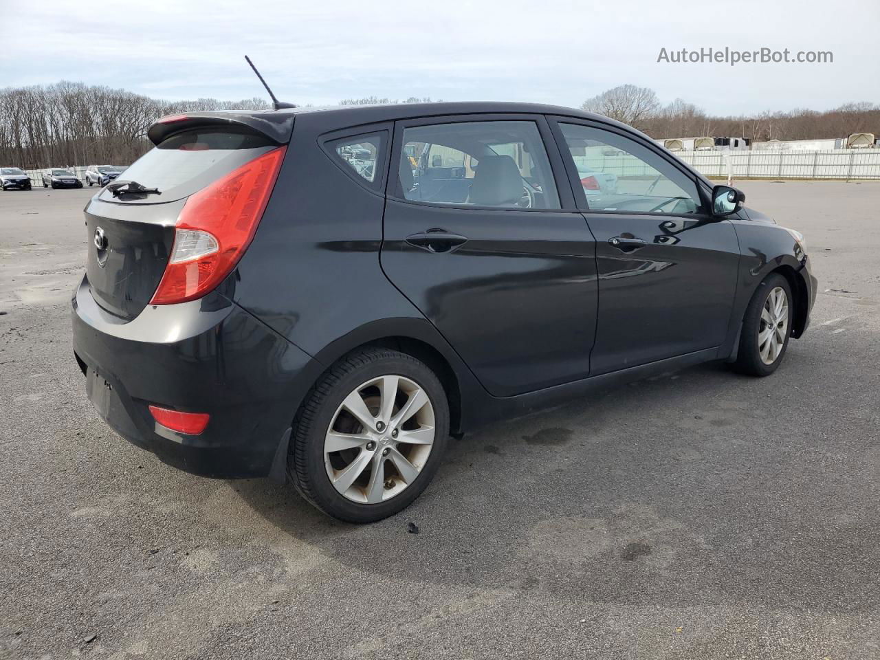 2013 Hyundai Accent Gls Black vin: KMHCU5AE4DU065064