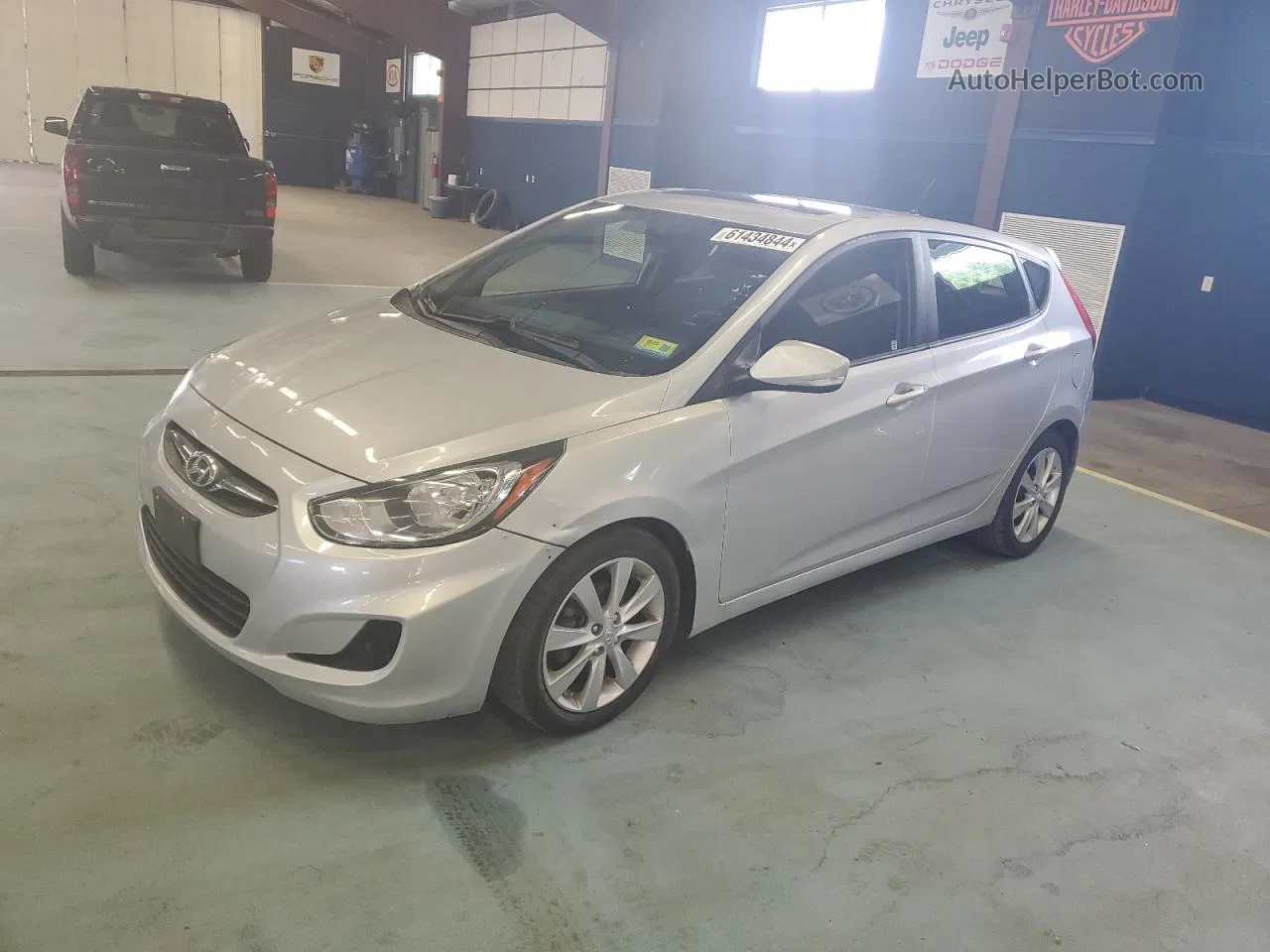 2013 Hyundai Accent Gls Silver vin: KMHCU5AE4DU102629