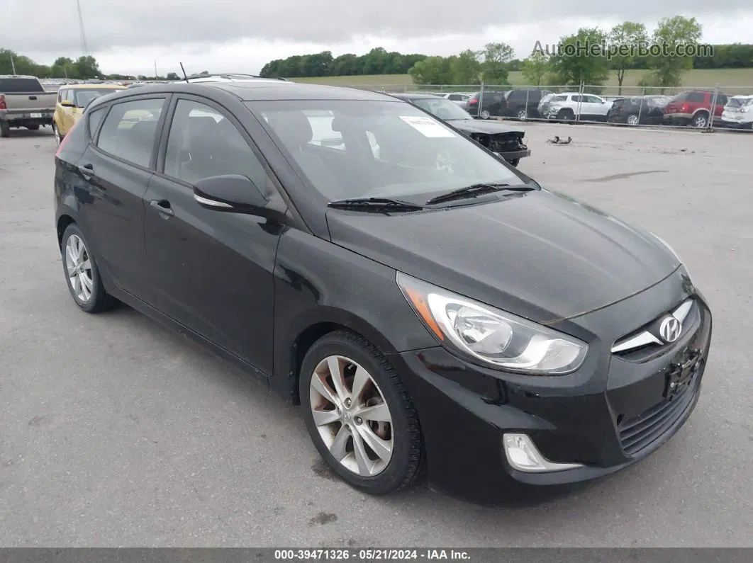 2013 Hyundai Accent Se Black vin: KMHCU5AE5DU102638