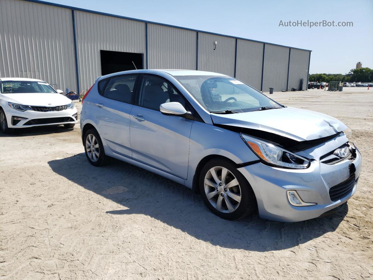 2014 Hyundai Accent Gls Blue vin: KMHCU5AE5EU152361