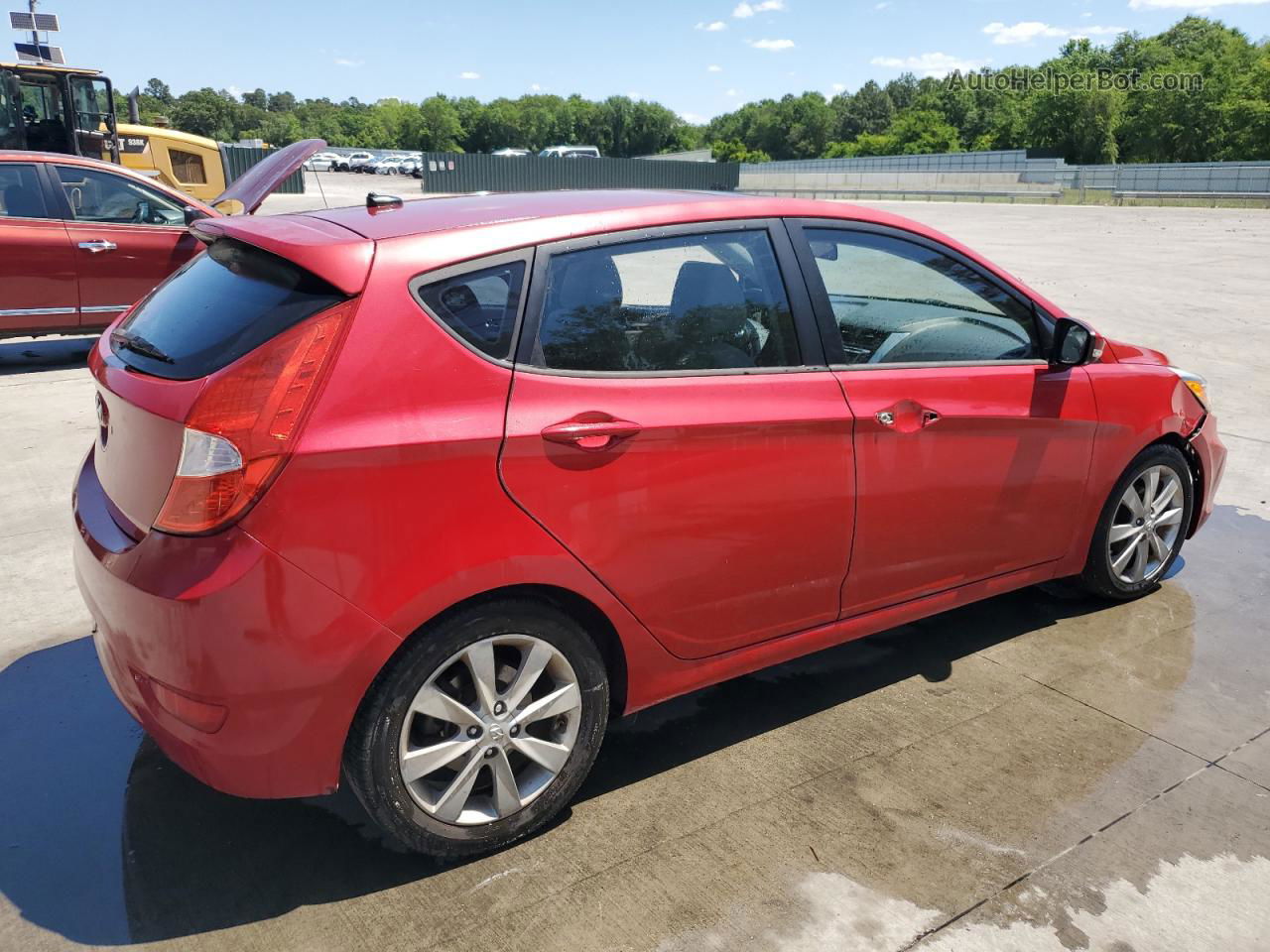 2014 Hyundai Accent Gls Red vin: KMHCU5AE5EU160380