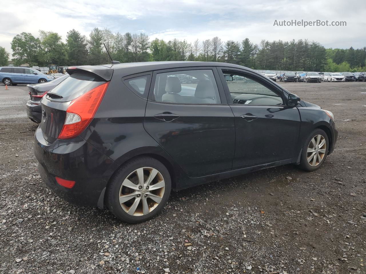 2013 Hyundai Accent Gls Black vin: KMHCU5AE6DU066507