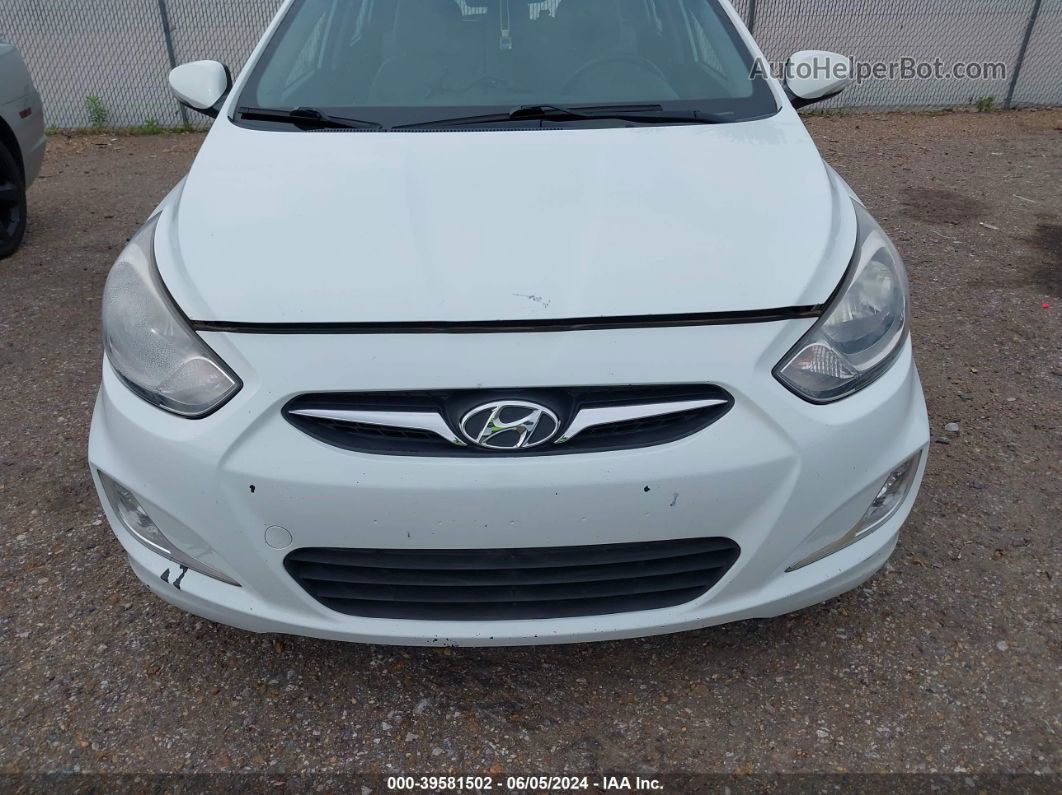 2013 Hyundai Accent Se White vin: KMHCU5AE6DU078267