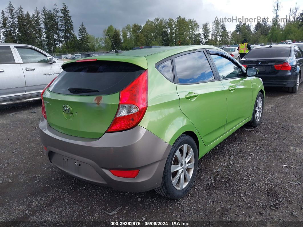 2013 Hyundai Accent Se Green vin: KMHCU5AEXDU103381