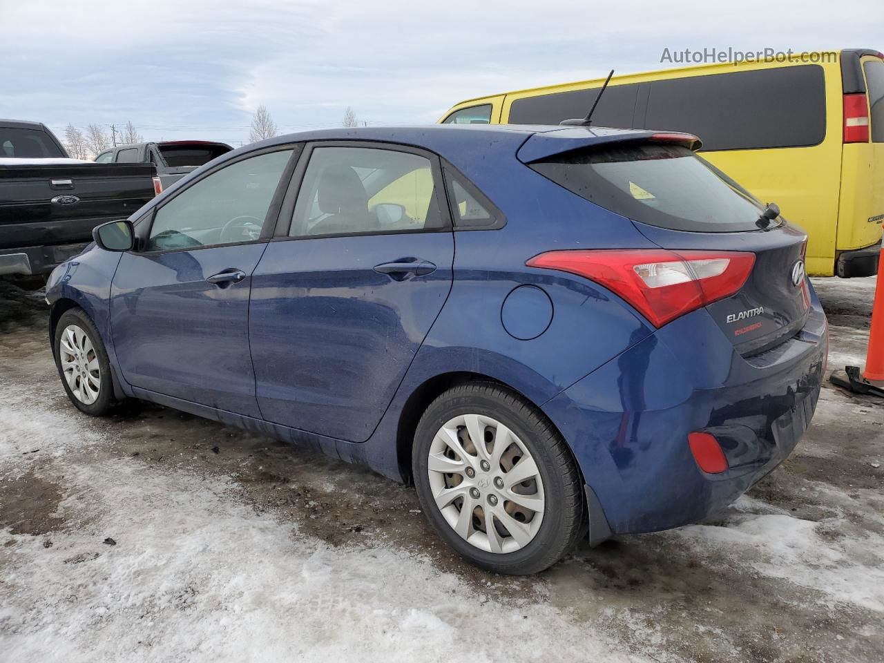 2013 Hyundai Elantra Gt  Blue vin: KMHD25LE0DU022025