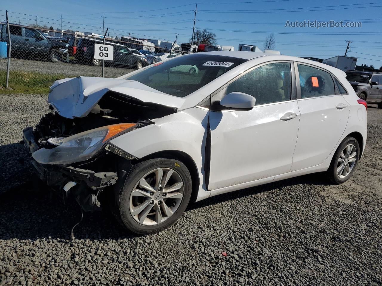 2013 Hyundai Elantra Gt  White vin: KMHD35LE0DU025164