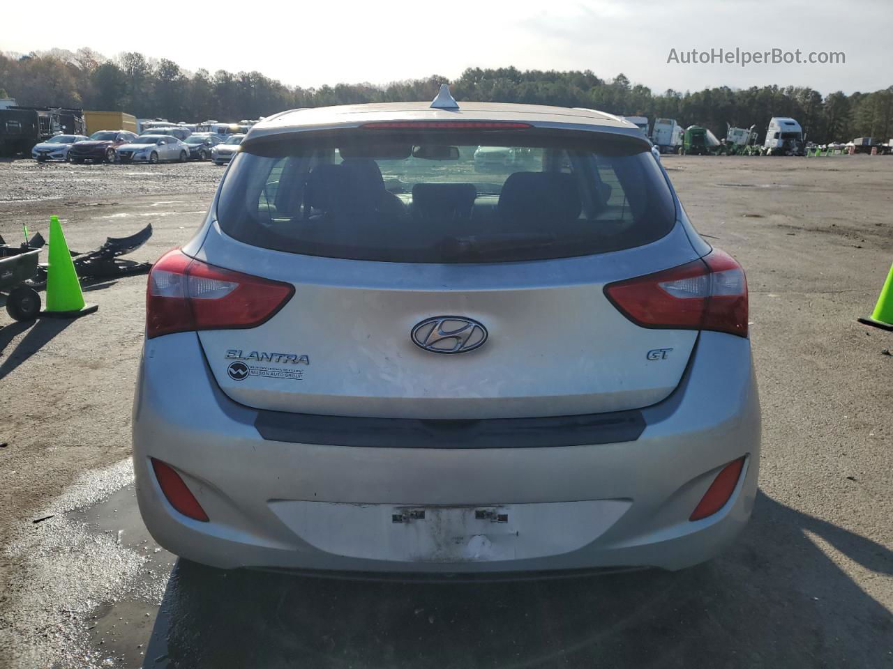 2013 Hyundai Elantra Gt  Silver vin: KMHD35LE0DU108996