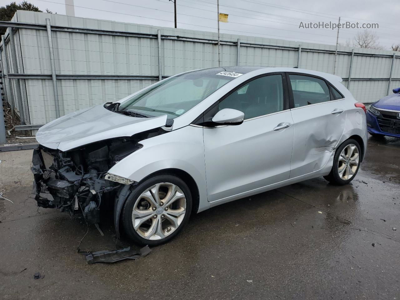 2013 Hyundai Elantra Gt  Серебряный vin: KMHD35LE1DU148942