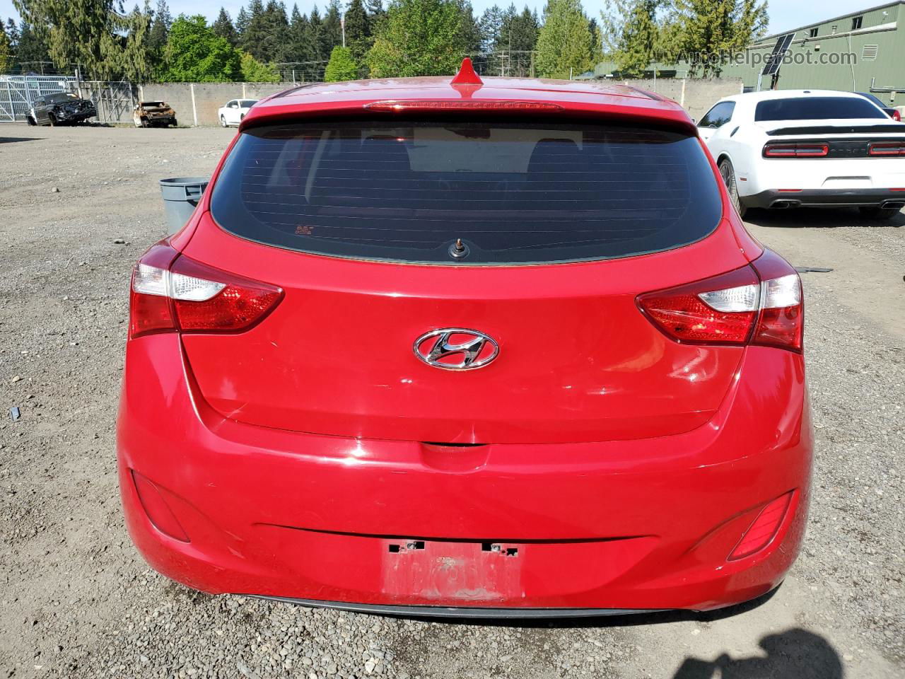 2013 Hyundai Elantra Gt  Red vin: KMHD35LE2DU039504